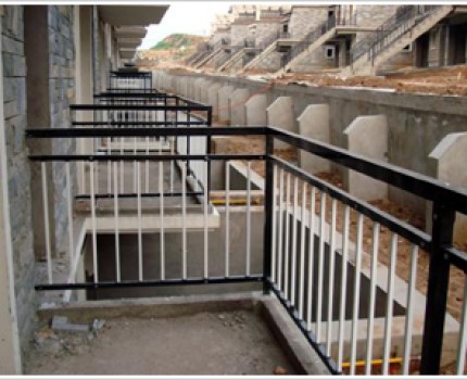 鄭州小區(qū)陽臺護欄